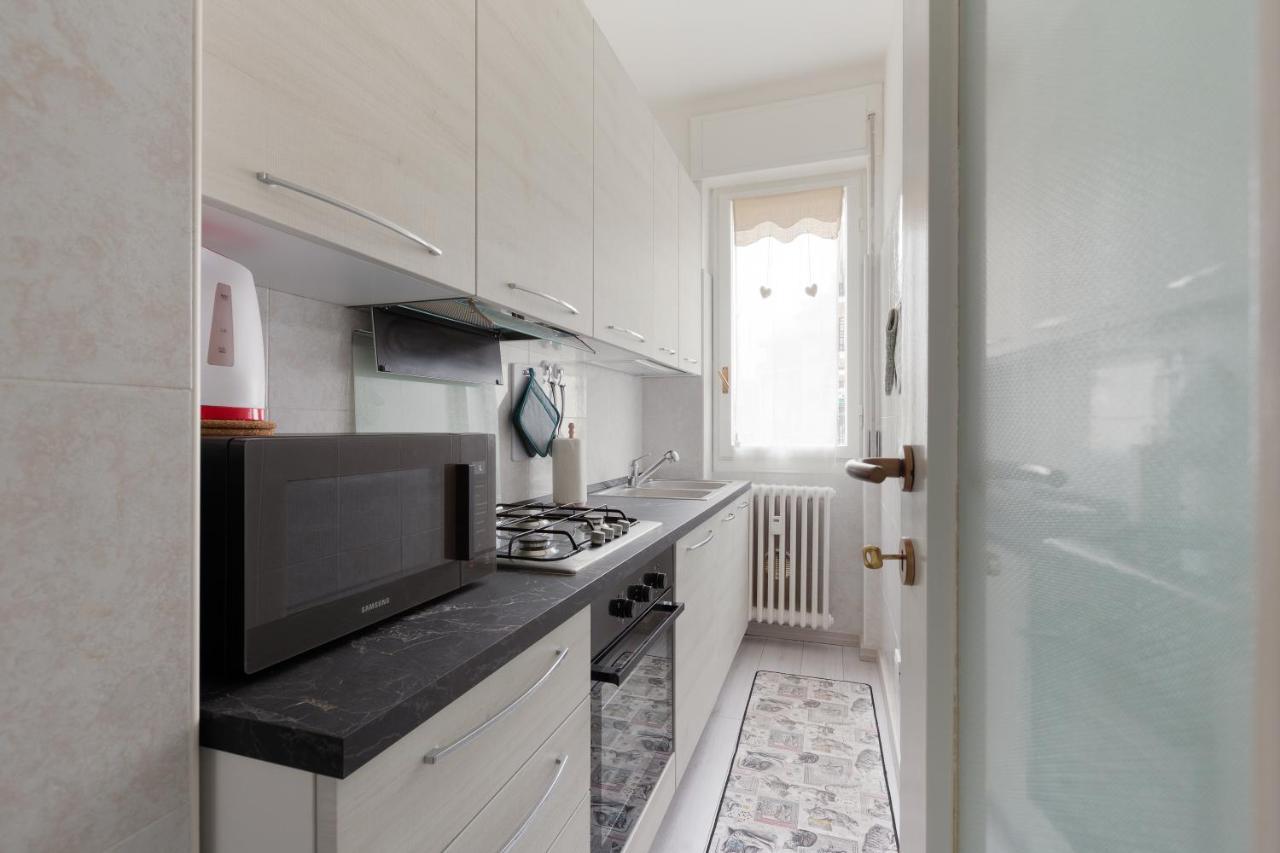 מילאנו Apartment With Balcony -Bisceglie Red Line Subway מראה חיצוני תמונה