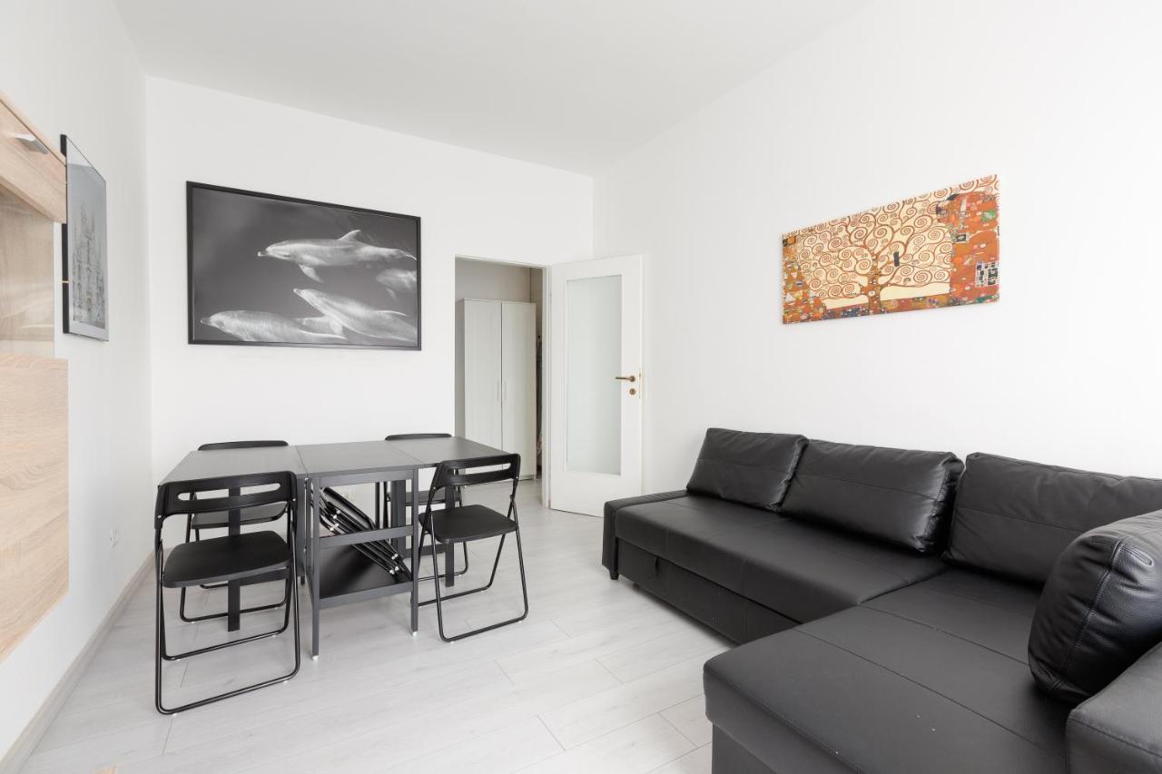 מילאנו Apartment With Balcony -Bisceglie Red Line Subway מראה חיצוני תמונה
